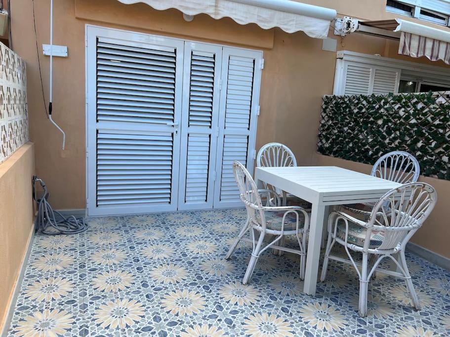 Apartamento En La Manga Екстериор снимка